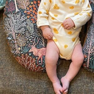 Mori Bamboo Long Sleeve Onesie